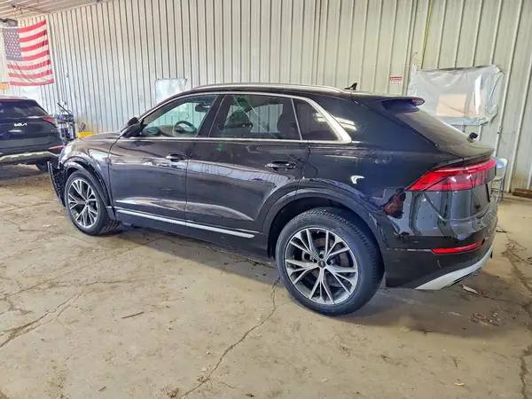WA1BVBF16RD001353 2024 AUDI Q8 - Image 2
