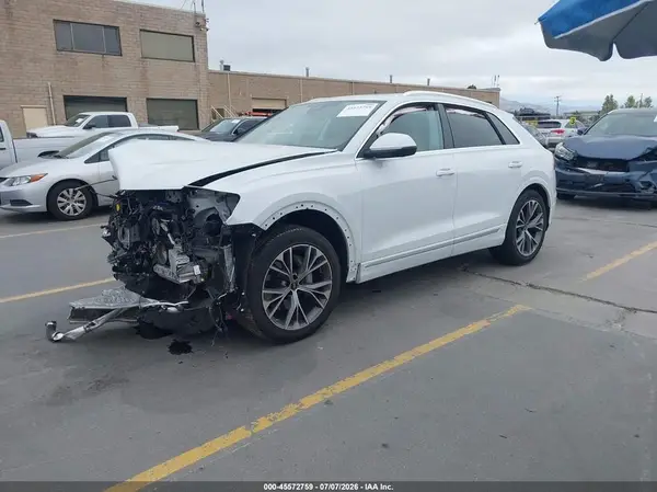 WA1BVBF16RD003619 2024 AUDI Q8 - Image 2