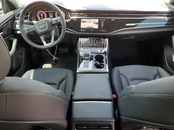 WA1BVBF17PD038960 2023 AUDI Q8 - Image 8