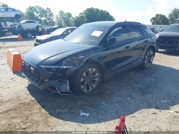 WA1BVBF18SD036496 2025 AUDI Q8 - Image 2
