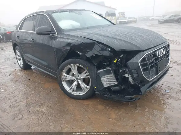 WA1BVBF19PD021710 2023 AUDI Q8 - Image 1