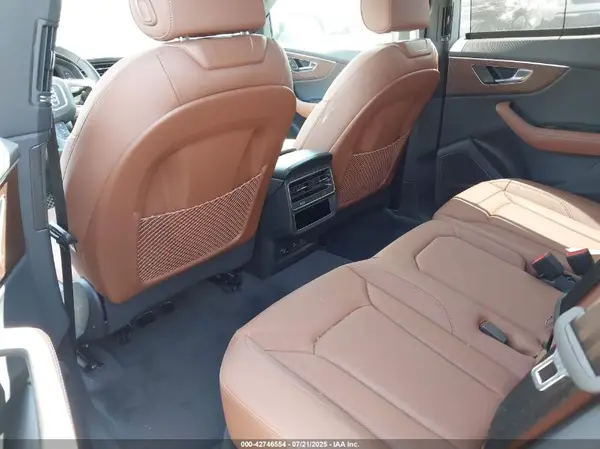 WA1BVBF19RD019586 2024 AUDI Q8 - Image 8