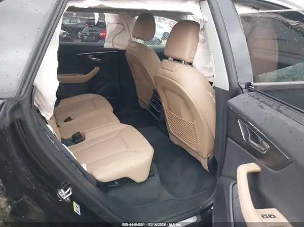 WA1BVBF19SD008030 2025 AUDI Q8 - Image 8