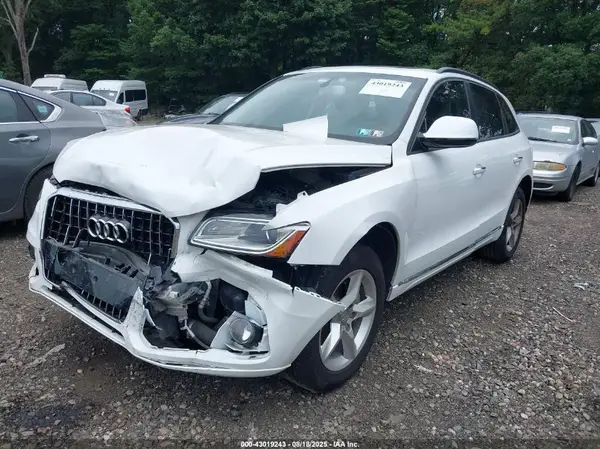WA1C2AFP0HA020153 2017 AUDI Q5 - Image 2