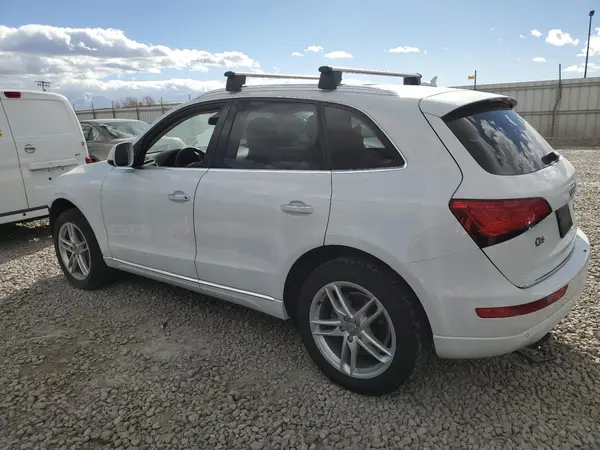 WA1C2AFP0HA068221 2017 AUDI Q5 - Image 2
