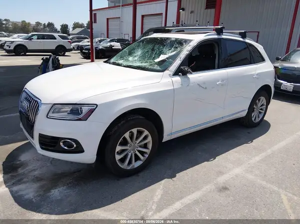 WA1C2AFP0HA070793 2017 AUDI Q5 - Image 2