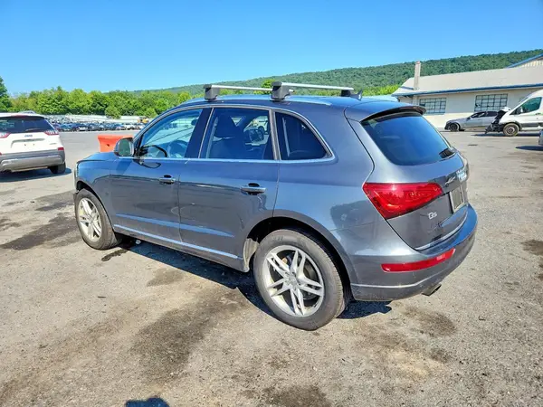 WA1C2AFP0HA072771 2017 AUDI Q5 - Image 2