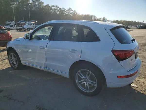 WA1C2AFP0HA075833 2017 AUDI Q5 - Image 2