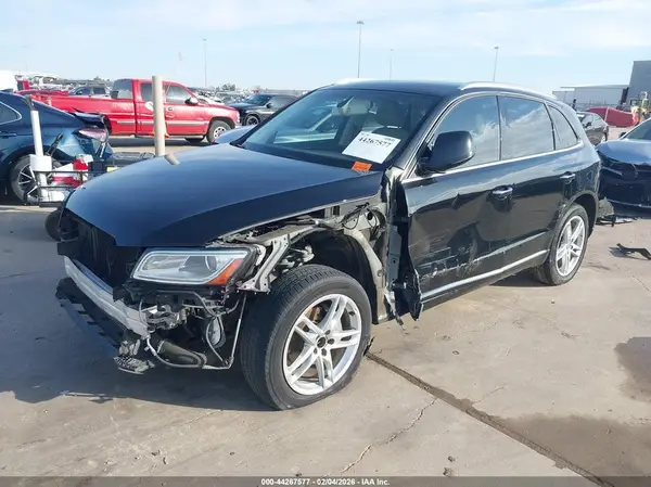 WA1C2AFP0HA077761 2017 AUDI Q5 - Image 2