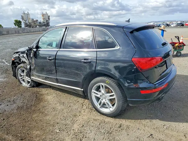 WA1C2AFP0HA088842 2017 AUDI Q5 - Image 2