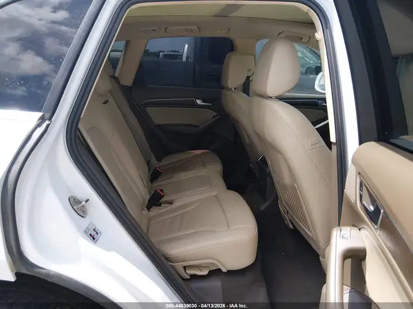 WA1C2AFP0HA097718 2017 AUDI Q5 - Image 8