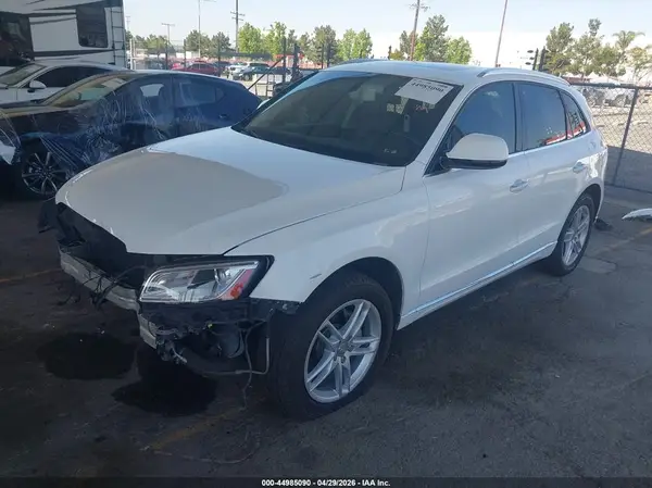 WA1C2AFP0HA098755 2017 AUDI Q5 - Image 2