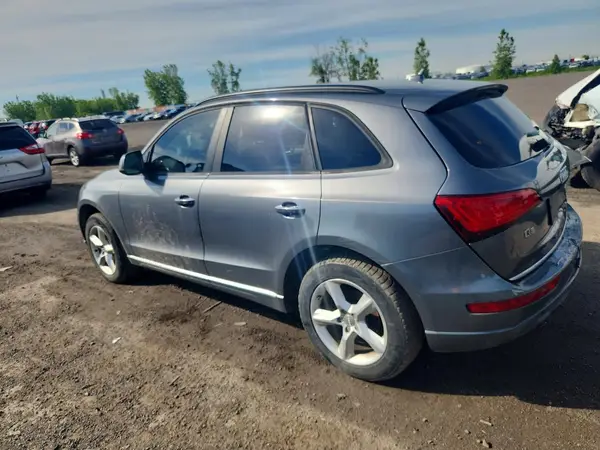 WA1C2AFP1GA010634 2016 AUDI Q5 - Image 2