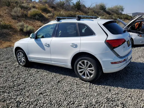 WA1C2AFP1HA035566 2017 AUDI Q5 - Image 2