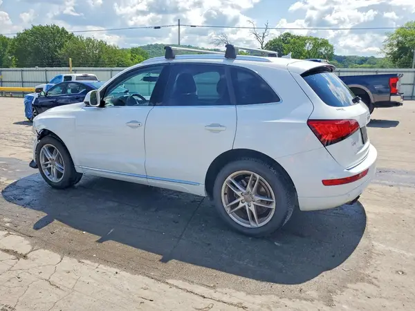 WA1C2AFP1HA065683 2017 AUDI Q5 - Image 2