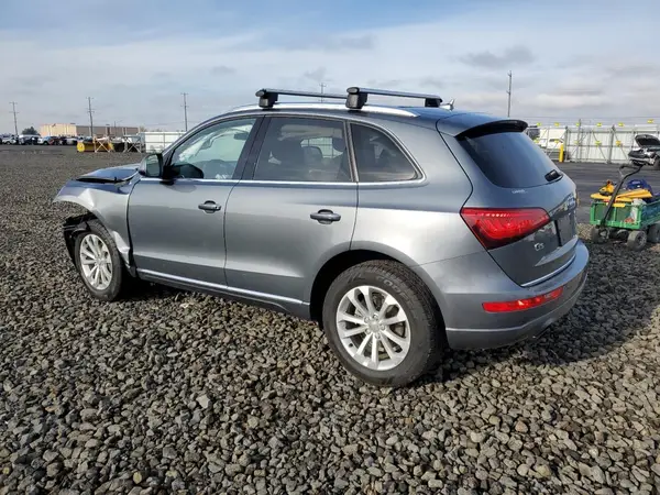 WA1C2AFP1HA070673 2017 AUDI Q5 - Image 2