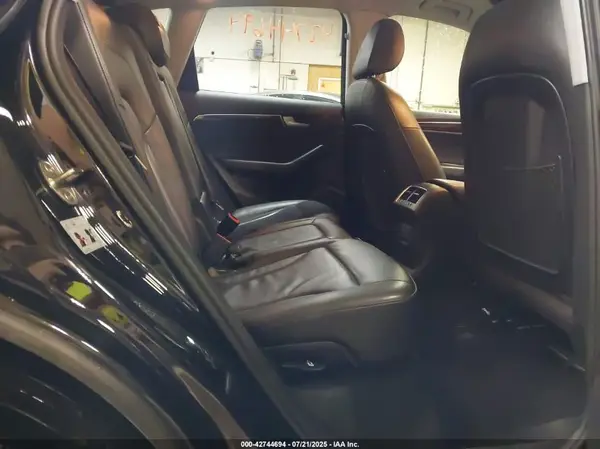 WA1C2AFP1HA078045 2017 AUDI Q5 - Image 8