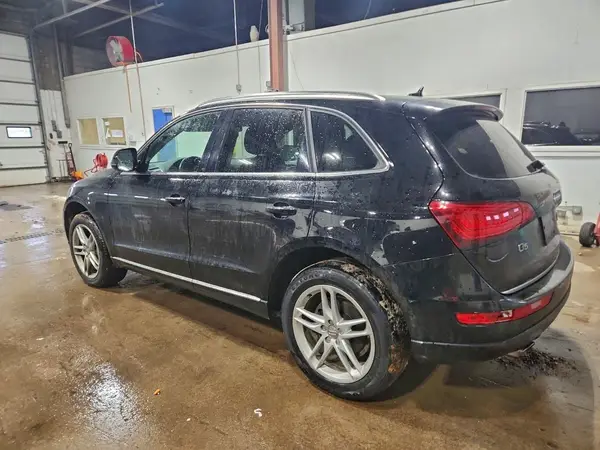 WA1C2AFP1HA080748 2017 AUDI Q5 - Image 2