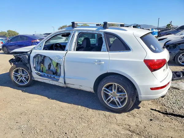 WA1C2AFP2HA071847 2017 AUDI Q5 - Image 2