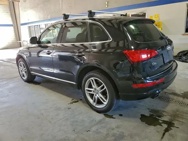 WA1C2AFP2HA096764 2017 AUDI Q5 - Image 2
