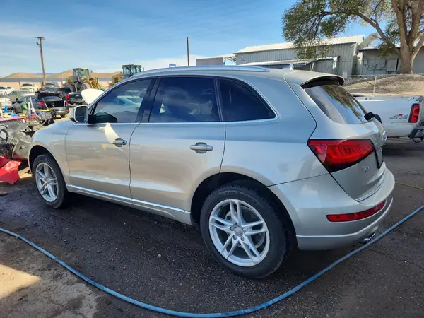 WA1C2AFP3HA053017 2017 AUDI Q5 - Image 2