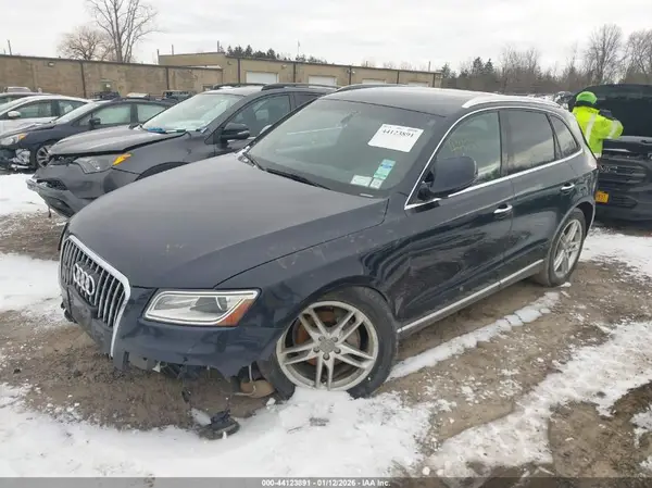 WA1C2AFP3HA083859 2017 AUDI Q5 - Image 2