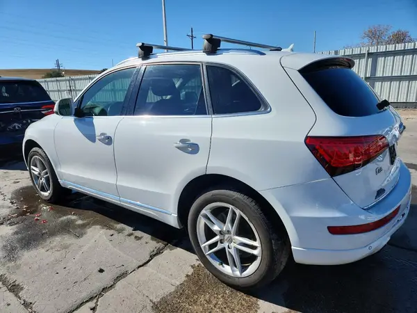 WA1C2AFP3HA091038 2017 AUDI Q5 - Image 2