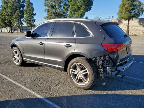 WA1C2AFP4HA001878 2017 AUDI Q5 - Image 2