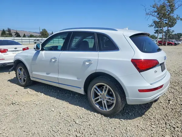 WA1C2AFP5HA058395 2017 AUDI Q5 - Image 2