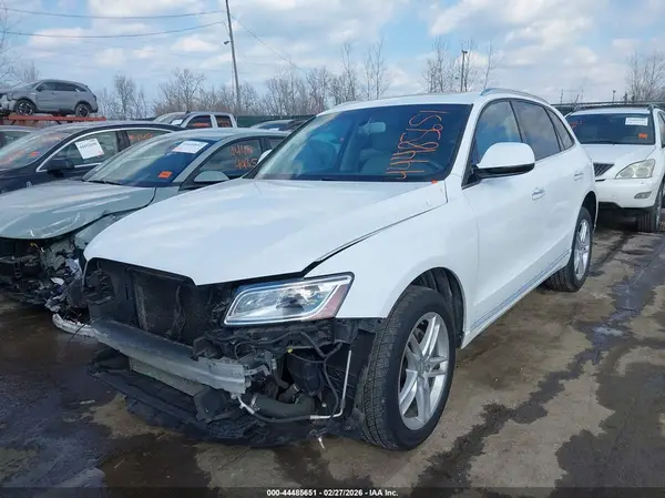 WA1C2AFP5HA096807 2017 AUDI Q5 - Image 2