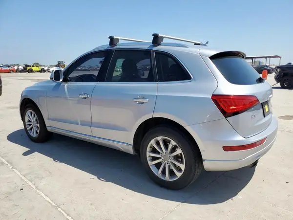 WA1C2AFP6GA140215 2016 AUDI Q5 - Image 2