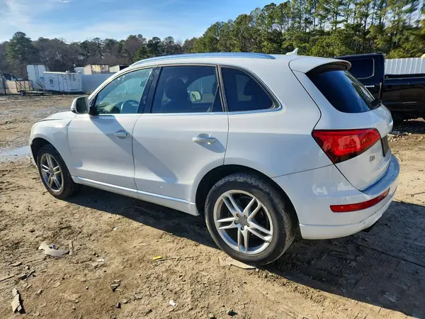 WA1C2AFP6HA083886 2017 AUDI Q5 - Image 2