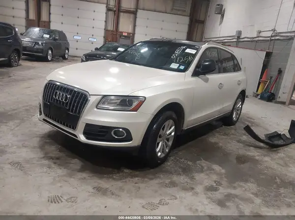 WA1C2AFP7HA021557 2017 AUDI Q5 - Image 2