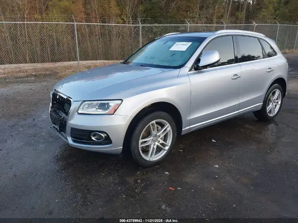 WA1C2AFP7HA067048 2017 AUDI Q5 - Image 2