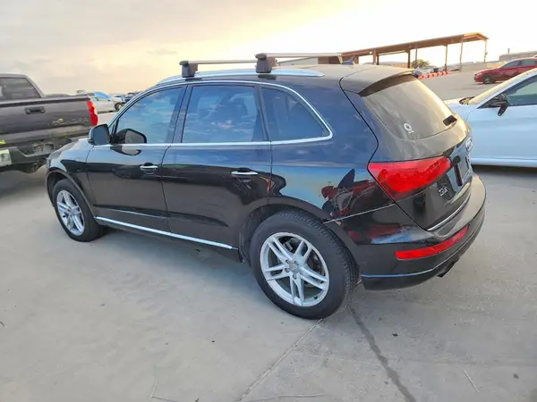 WA1C2AFP7HA086828 2017 AUDI Q5 - Image 2