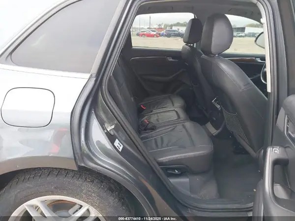 WA1C2AFP7HA093178 2017 AUDI Q5 - Image 8