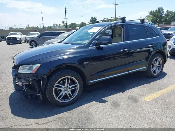 WA1C2AFP8HA070024 2017 AUDI Q5 - Image 2