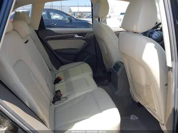 WA1C2AFP8HA070024 2017 AUDI Q5 - Image 8