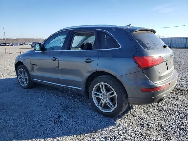 WA1C2AFP8HA072808 2017 AUDI Q5 - Image 2