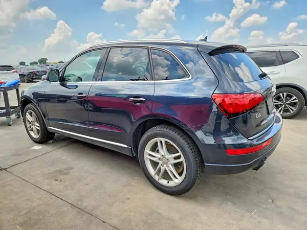 WA1C2AFP8HA077636 2017 AUDI Q5 - Image 2