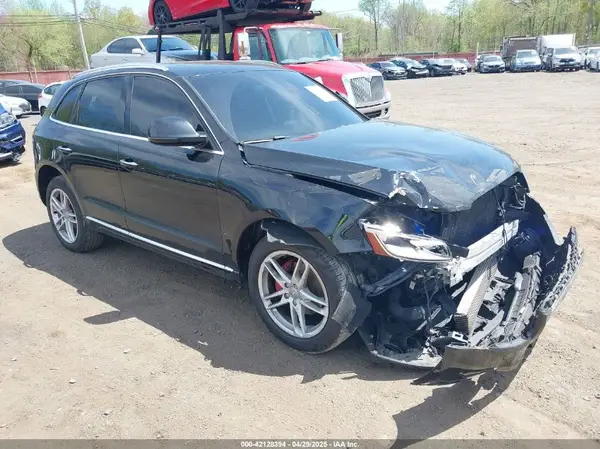 WA1C2AFP8HA098132 2017 AUDI Q5 - Image 1