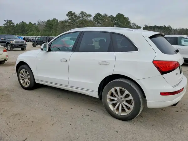 WA1C2AFP9GA010610 2016 AUDI Q5 - Image 2