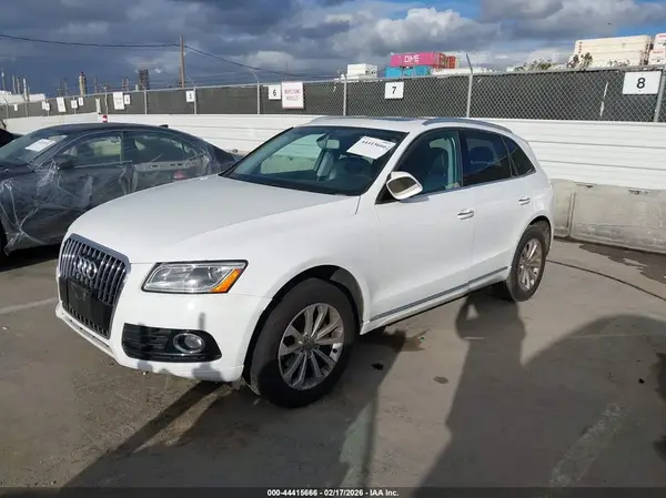 WA1C2AFP9GA131816 2016 AUDI Q5 - Image 2