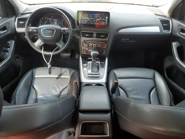 WA1C2AFP9HA010611 2017 AUDI Q5 - Image 8