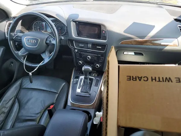 WA1C2AFPXHA036070 2017 AUDI Q5 - Image 8