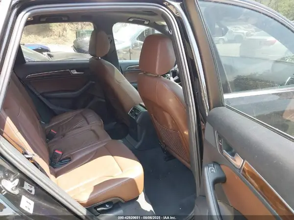 WA1C2AFPXHA063642 2017 AUDI Q5 - Image 8