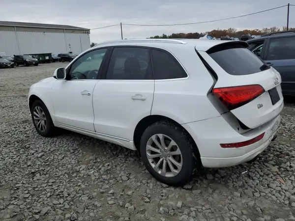 WA1C2AFPXHA070476 2017 AUDI Q5 - Image 2