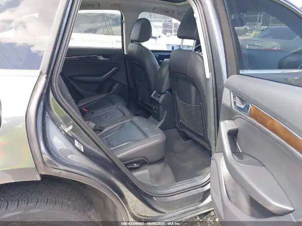 WA1C2AFPXHA073863 2017 AUDI Q5 - Image 8