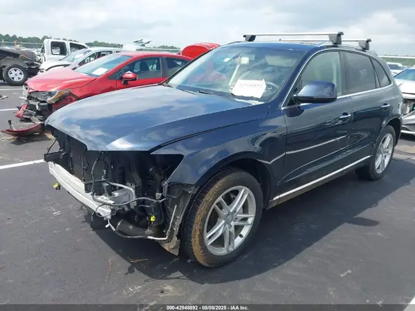 WA1C2AFPXHA075094 2017 AUDI Q5 - Image 2