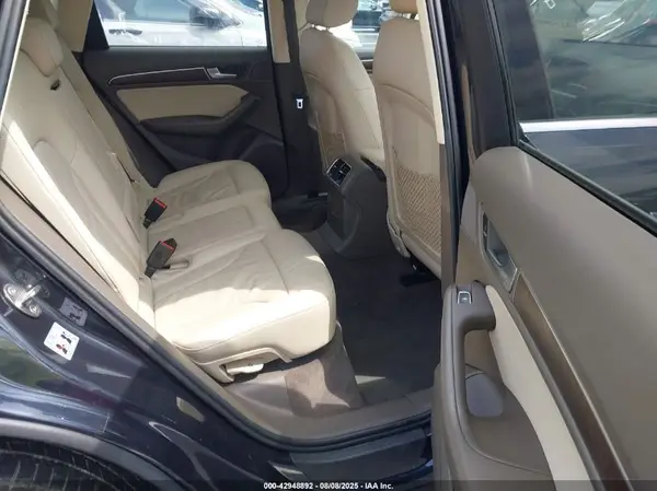 WA1C2AFPXHA075094 2017 AUDI Q5 - Image 8